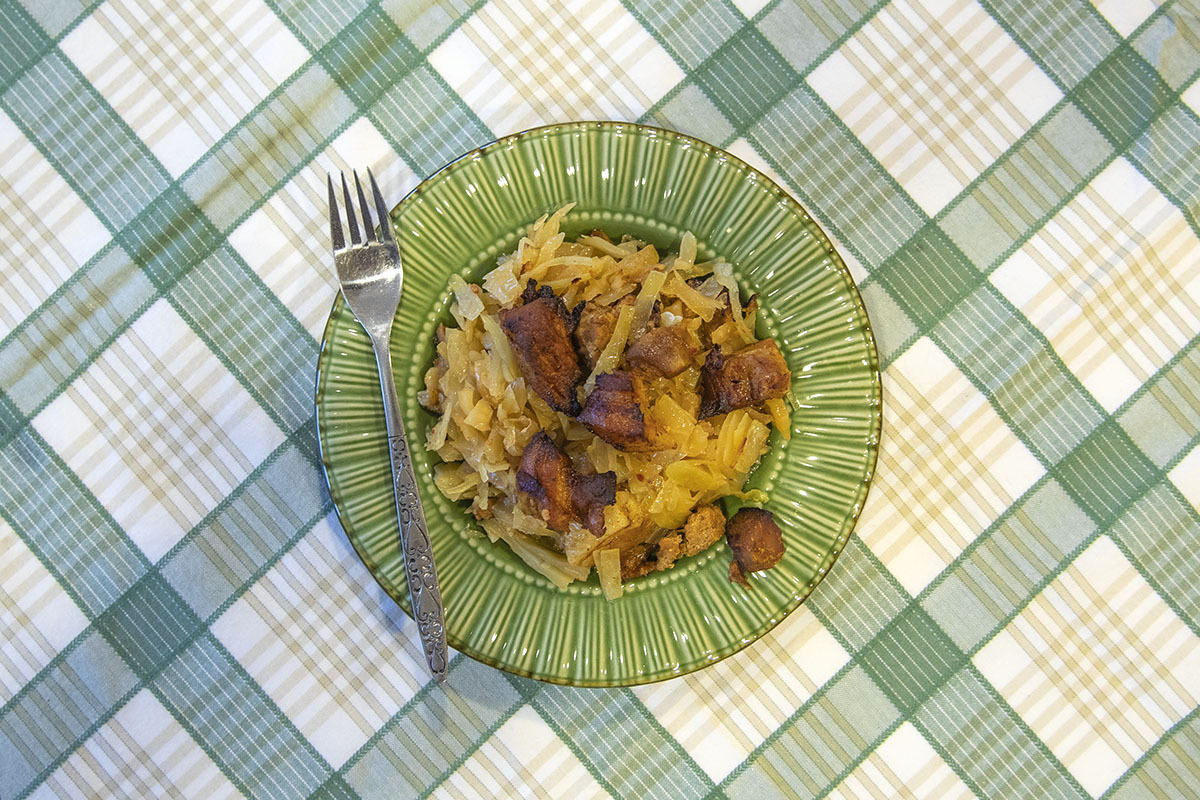 Ugnsstekt baconsida med kål – DRAFT KOSKA TUOTE POISTUNUT 24.3.2020