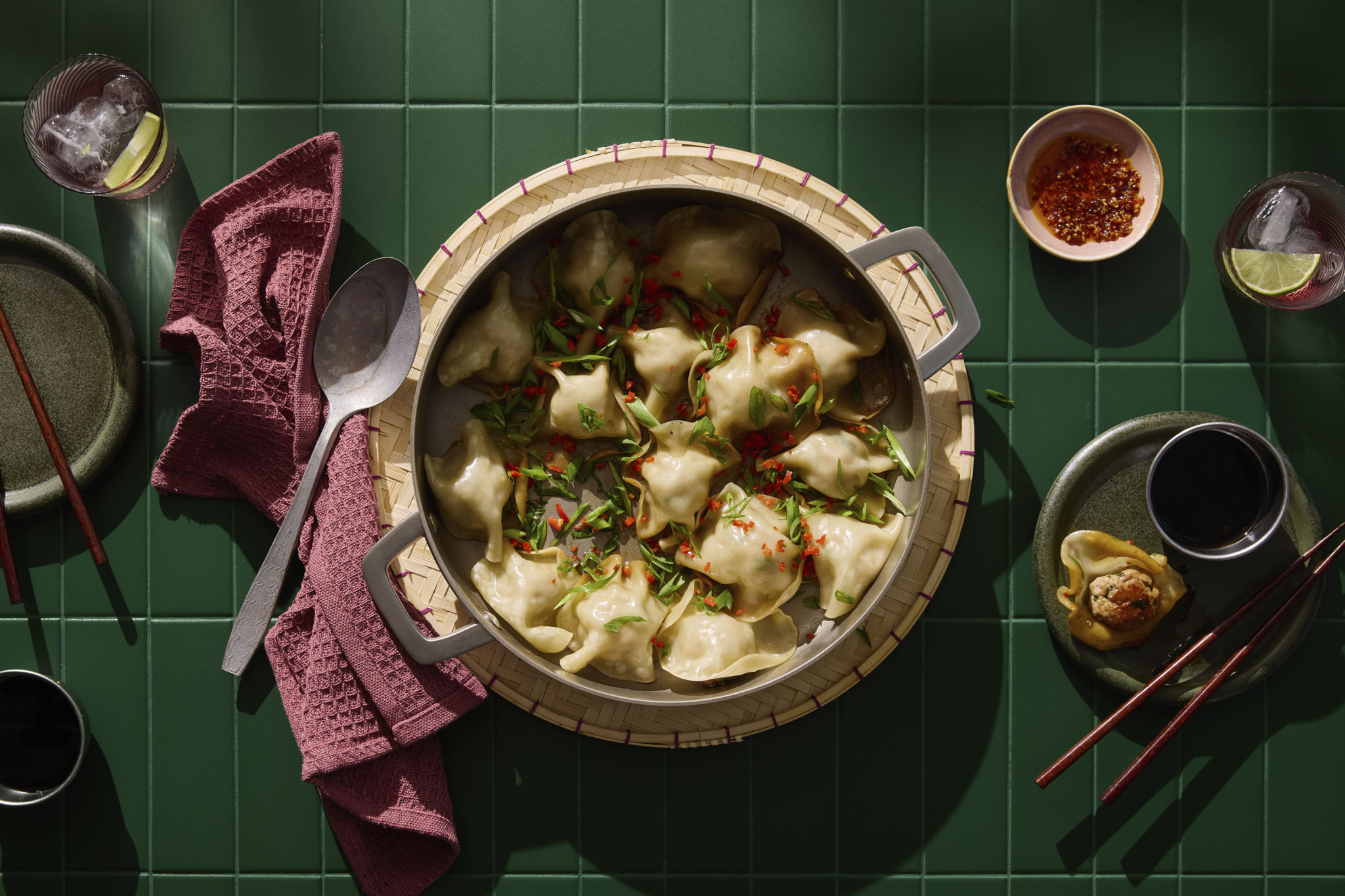 Helpot paistinpannu-dumplingsit